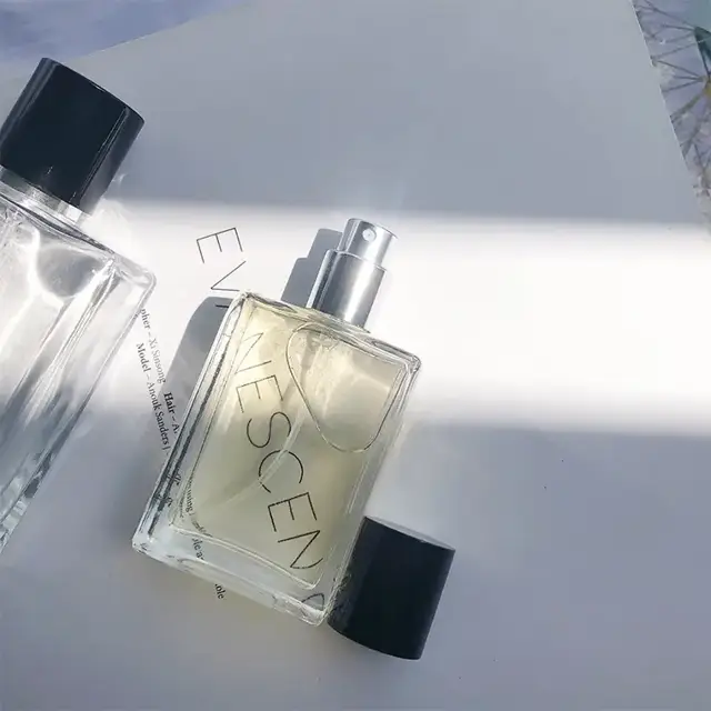 Glass Perfume Spray Bottles view 2