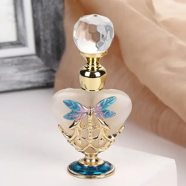 Heart-Shaped Glass Sample Vials view 2