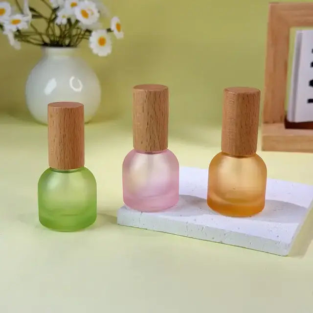 Glass Sample Spray Bottles