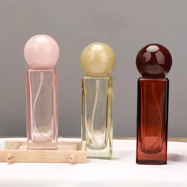 Square Glass Perfume Spray Bottles view 2