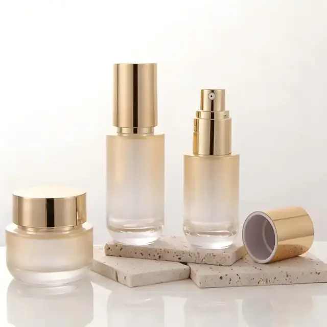 Gradient glass perfume atomizers view 2