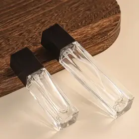 Glass Sample Spray Bottles view 1