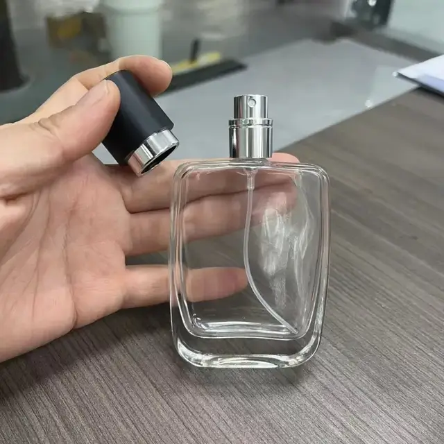 Square Glass Perfume Spray Bottles view 2