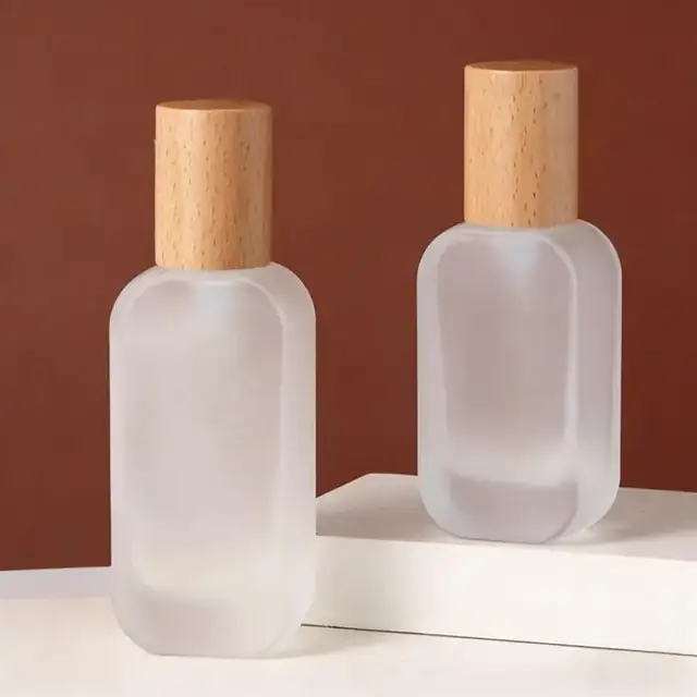 Square Glass Sample Spray Bottles view 2