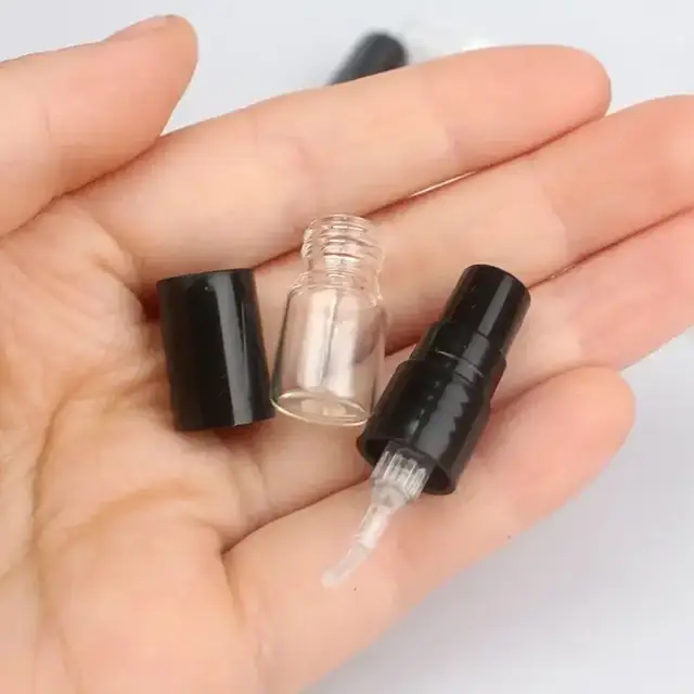 Glass Sample Spray Bottles view 4