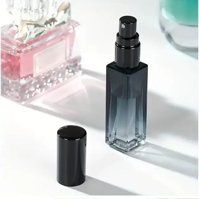 Sample Spray Bottles view 2
