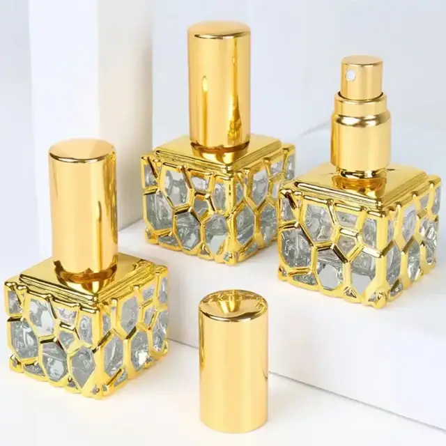 Square Glass Perfume Spray Bottles view 2