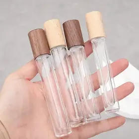 Glass Sample Spray Bottles