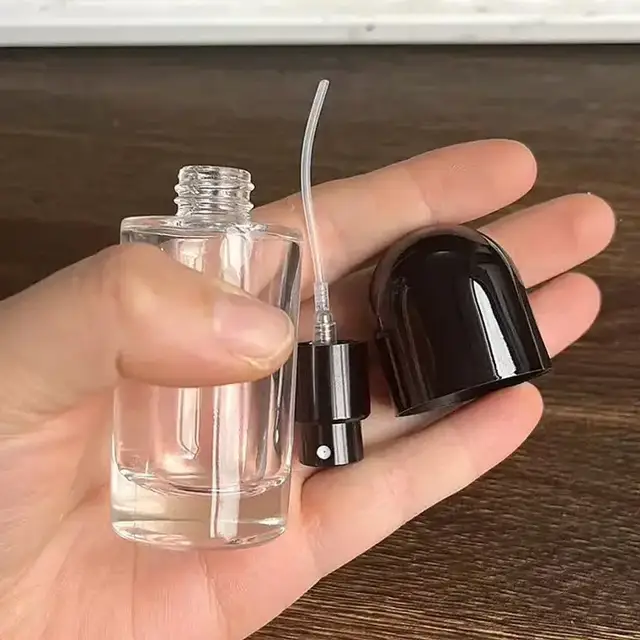 Glass Sample Spray Bottles view 2
