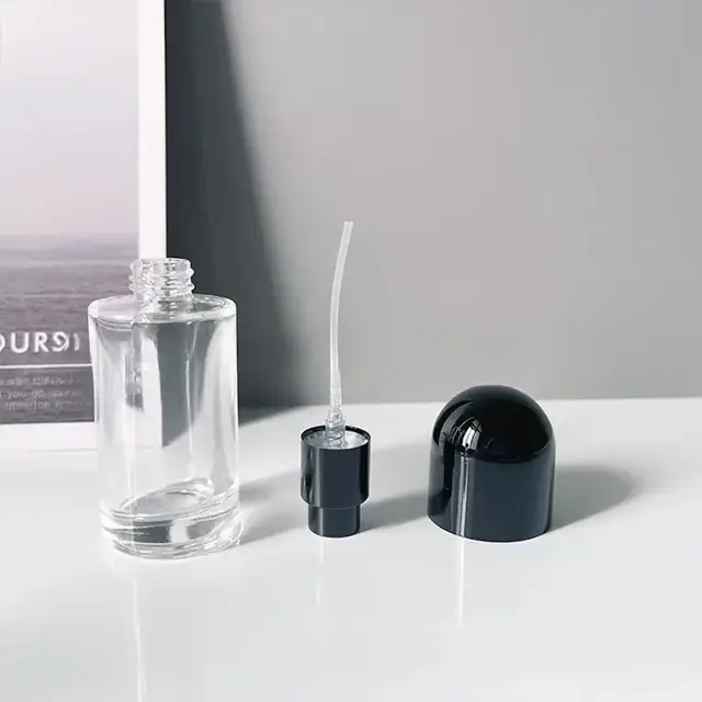 Glass Sample Spray Bottles view 4