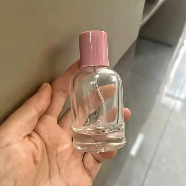 Glass Perfume Spray Bottles view 2