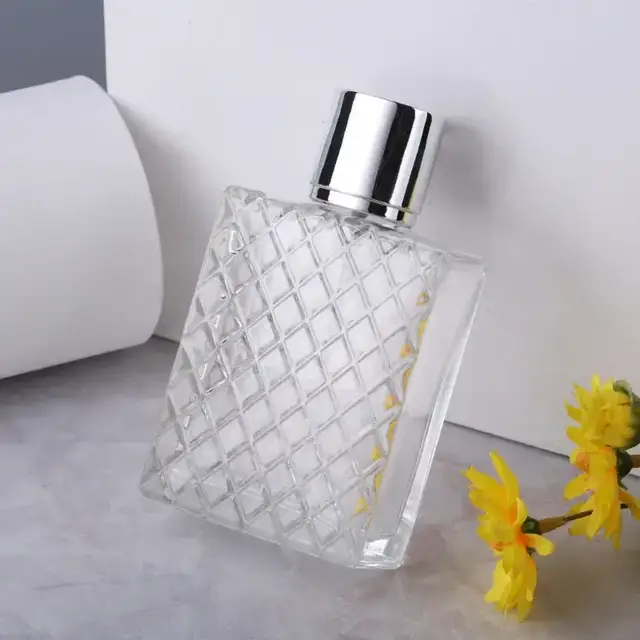 Square Glass Perfume Spray Bottles view 2
